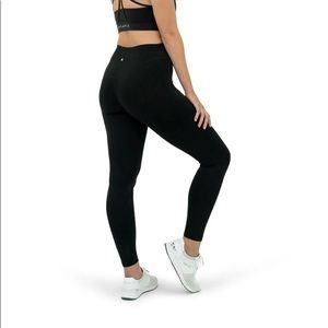 Balance athletica ascend legging